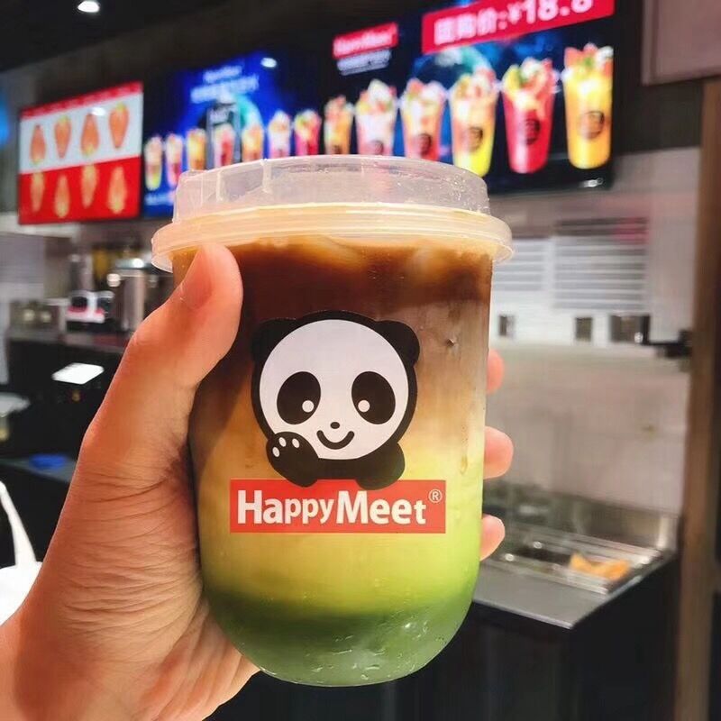 Одноразовые пластиковые стаканчики калибра 90 мм с гладкой поверхностью и упаковкой в гофрокороб, подходящие для кейтеринговых мероприятий